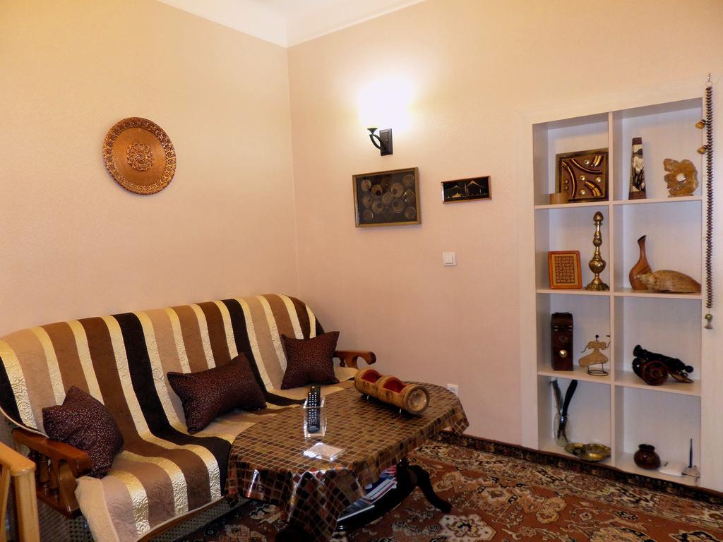 Ara&Gaya Аpartment Apartment Yerevan Bagian luar foto