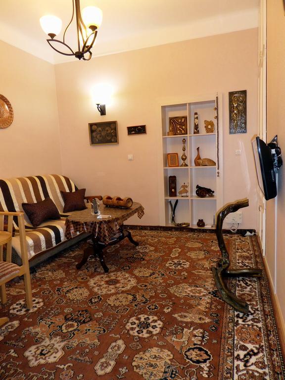 Ara&Gaya Аpartment Apartment Yerevan Bagian luar foto