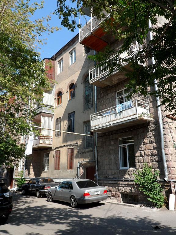 Ara&Gaya Аpartment Apartment Yerevan Bagian luar foto
